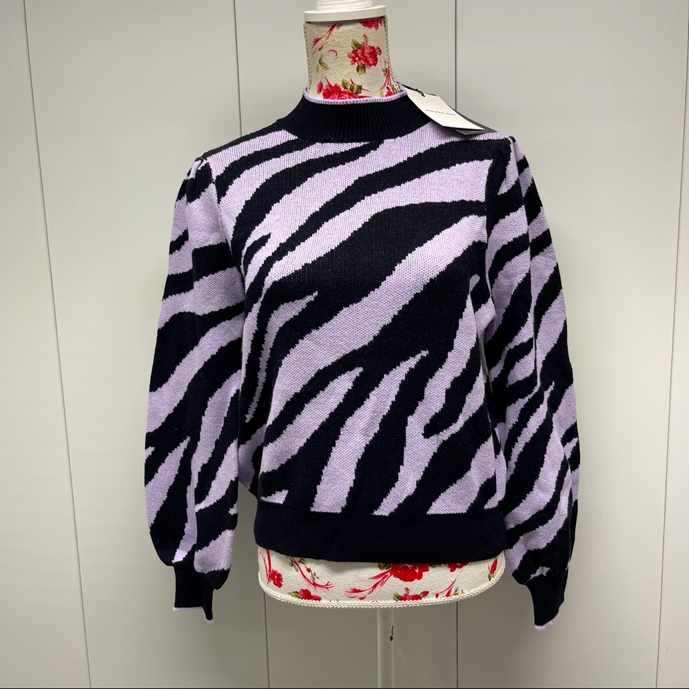 🦓FINAL PRICE! NWT WHO WHAT WEAR SWEATER ZEBRA